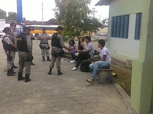 União Secundarista de Estudantes busca apoio para ocupações e é barrada em escola