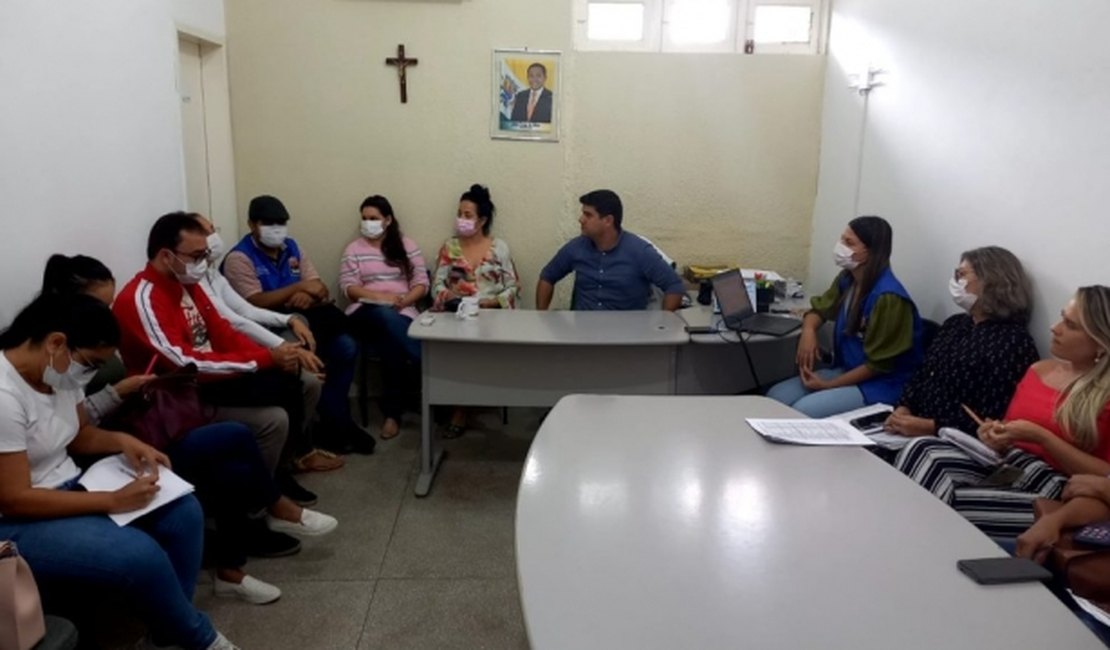 Assistência e Saúde participam de encontro intersetorial sobre atendimento à população em situação de rua