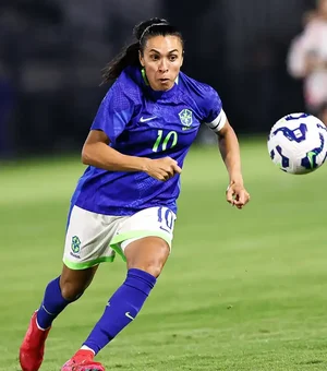 Marta volta à seleção feminina para amistosos contra EUA no Brasil