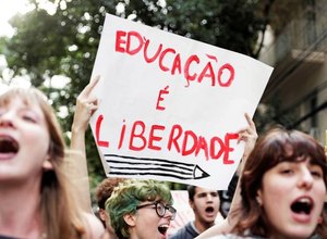 Falta verba para honrar bolsas de pesquisa científica