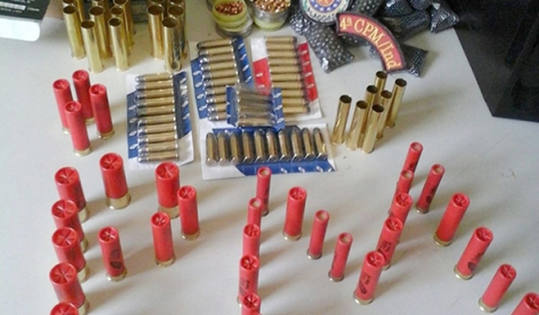 PM prende suspeita de fabricar e vender munições no interior de Alagoas