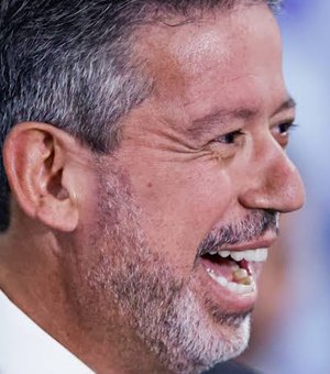 Arthur Lira amplia prestígio em 2025 e entrega obras, saúde e investimentos históricos para Alagoas