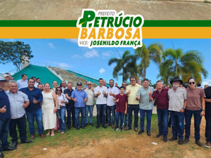 Prefeito Petrúcio Barbosa participa do lançamento da obra do VLT em Arapiraca ao lado de autoridades nacionais