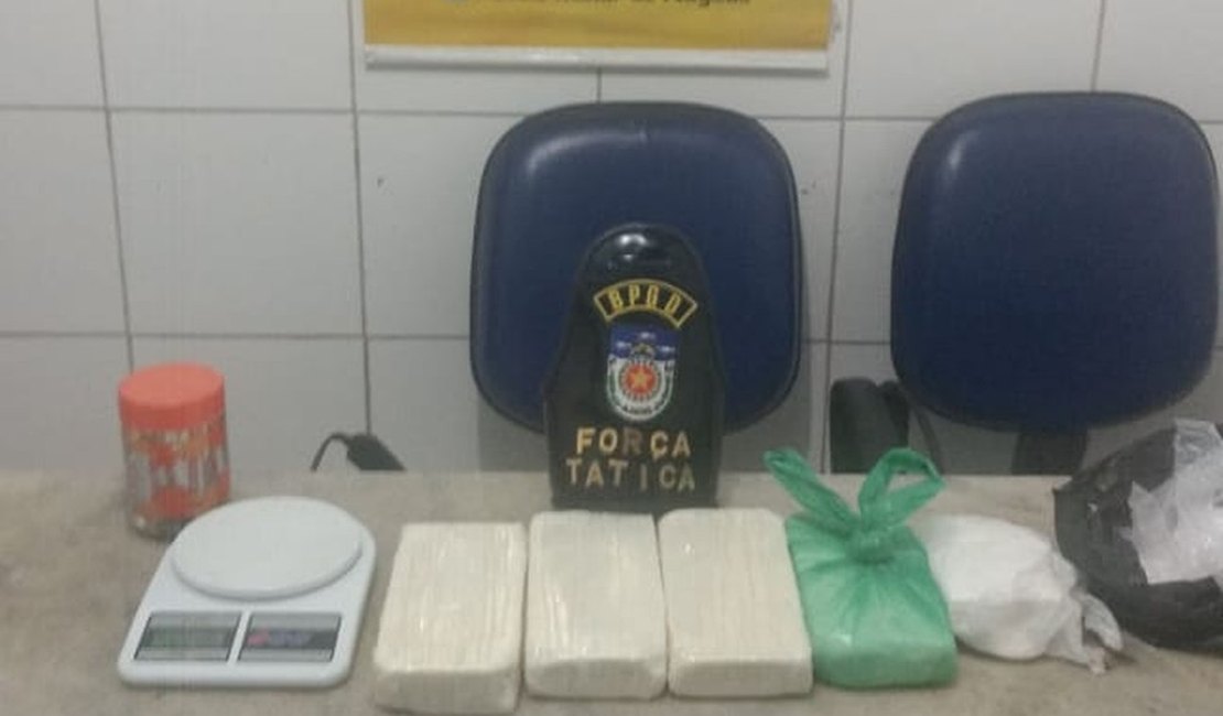Jovem é preso com mais de 4kg de cocaína na periferia de Maceió