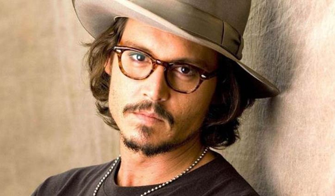 Johnny Depp acusa Disney de expulsá-lo de Piratas do Caribe