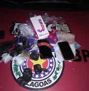 Jovem é preso com maconha e celulares roubados no bairro do Jacintinho