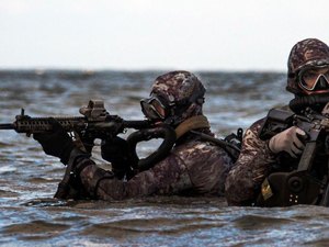 Candidato às forças especiais da Marinha dos EUA morre após treino da “Semana Infernal”