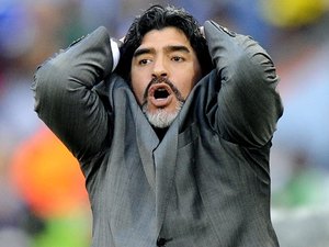 Sem convicção, Maradona aposta em título da Argentina