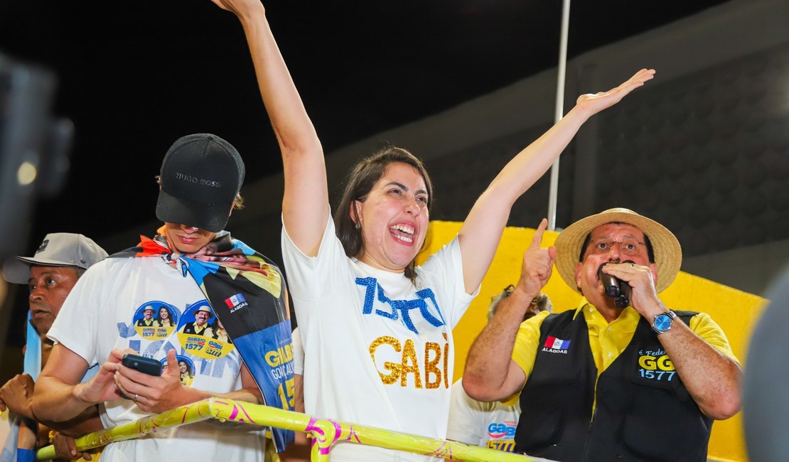 Gabi Gonçalves comemora reeleição com 52.777 votos e crescimento de quase 80%