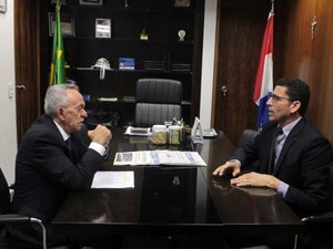 Marcelo Rodrigues busca investimentos para Limoeiro de Anadia