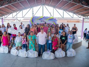 Prefeito Pedro Carlos promove edição especial do Prefeitura Presente para mulheres neste sábado (6)