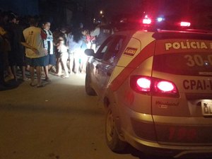 Tentativa de homicídio deixa jovem ferido em Maceió 