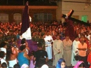 Ruas de Penedo voltam a ter procissões durante a Semana Santa