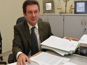 Valter Acioly é o novo procurador de Justiça de Alagoas