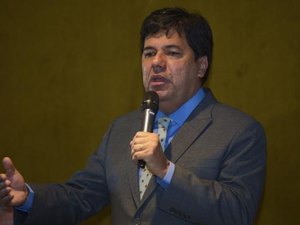 Ministro da Educação deve liberar recursos para escolas afetadas pelas chuvas