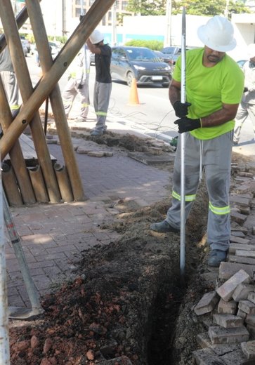 Prefeitura de Maceió reforça iluminação em pontos de ônibus de grande circulação