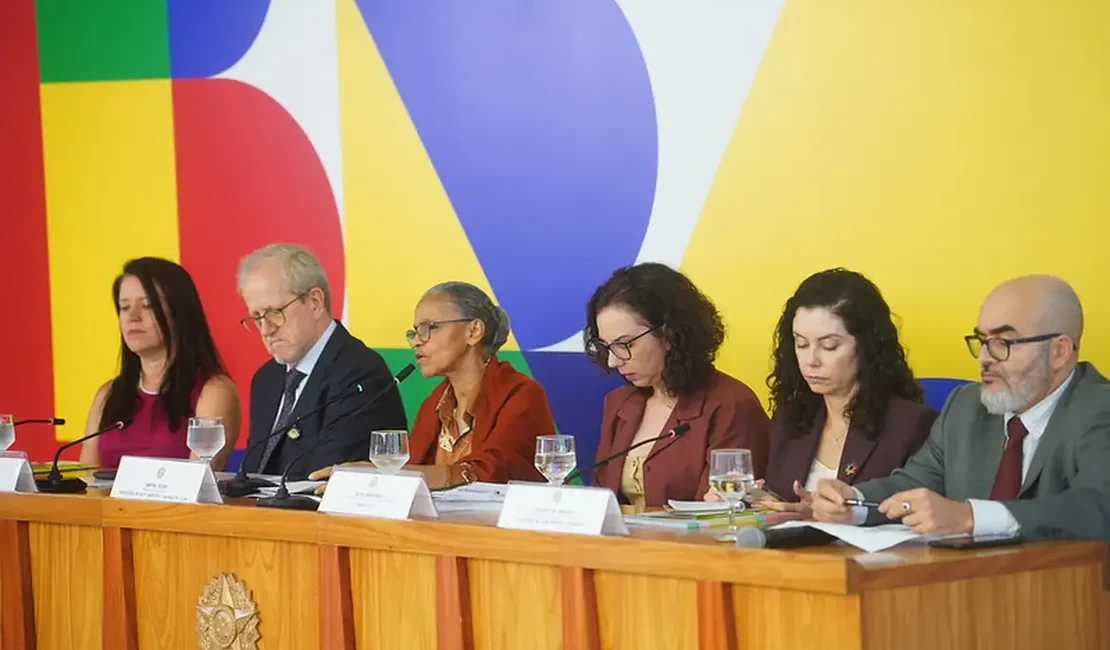 Governo lança Plano Clima com meta de reduzir emissões até 2035