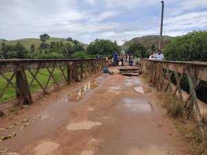 Obra de recapeamento que liga Campestre a Água Preta está sendo executada