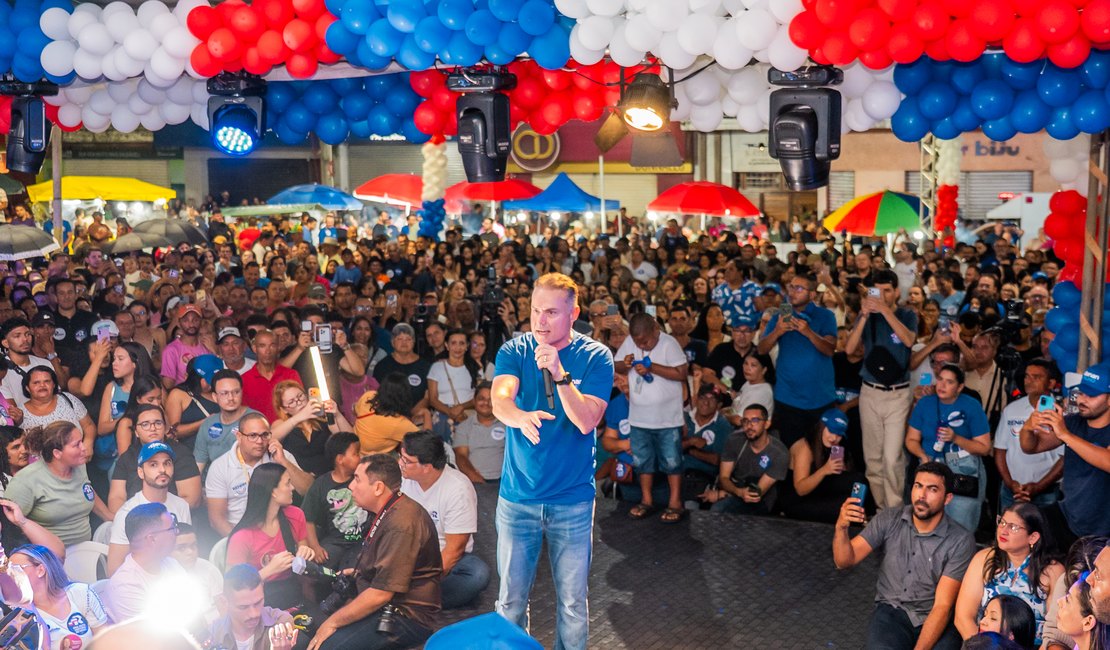 Renan Filho reúne propostas e assume compromissos em União