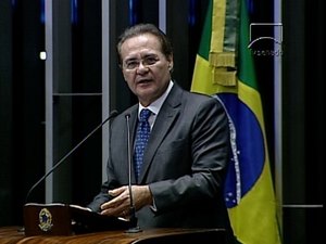 Composição da comissão do impeachment serão definidos 3ª feira, diz Renan