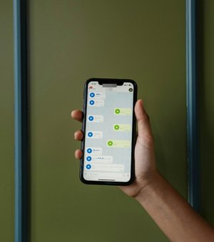 Homem oferece dinheiro a criança em troca de sexo e é preso em Maceió após ela expor áudio como prova