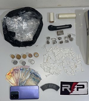 Dupla é presa após polícia encontrar maconha escondida sob tijolos em Arapiraca