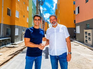 Mesmo sem amor, casamento J-Lira deve sair até a próxima quarta