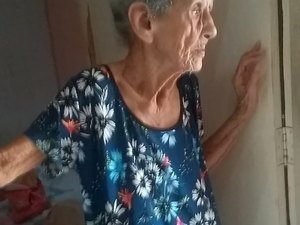 Idosa de 105 anos é a primeira a ser vacinada contra a Covid-19 em Atalaia