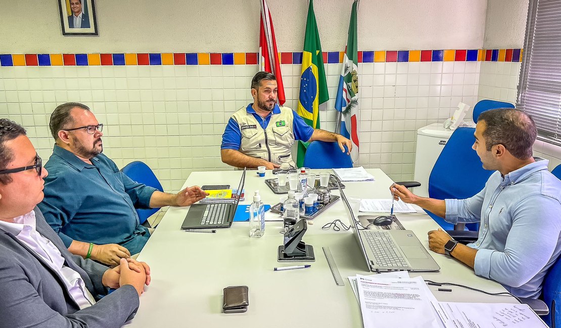 Leonardo Dias debate propostas de políticas de prevenção ao uso de drogas em Maceió