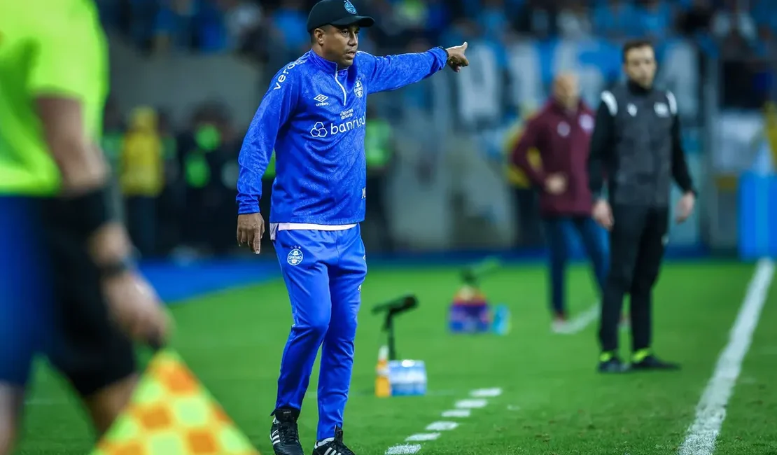 Auxiliar do Grêmio destaca sequência contra líderes do Campeonato: ‘conseguimos pontuar’