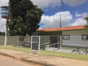 Sem ar-condicionado, sem vacina e com vazamento, UBS Bananeira é reaberta após 9 meses de reforma