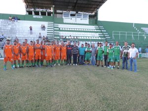 Com Edson Veneno, Felipe André e Jadilson, Coruripe apresenta elenco para 2018