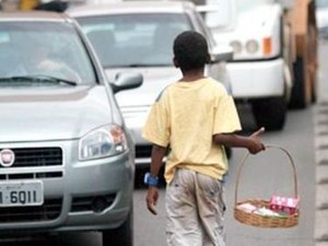 Mais de 30 mil crianças trabalham em Alagoas 