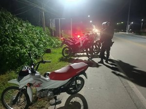 Perseguição em Penedo termina com policial ferido e motociclista detido