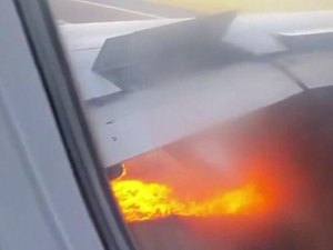 VÍDEO: motor de avião pega fogo durante decolagem nos EUA