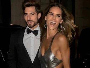 Izabel Goulart é pedida em casamento por goleiro da seleção alemã