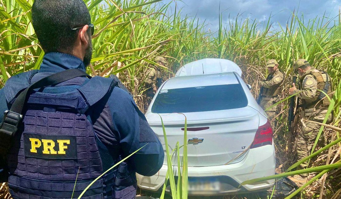 PRF e PC recuperam veículo roubado em Rio Largo