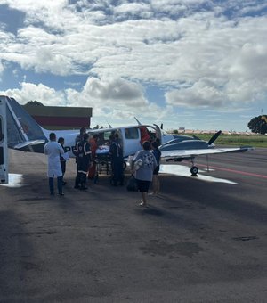 Paciente arapiraquense em estado neurológico grave é transferida para SP por meio de voo aeromédico
