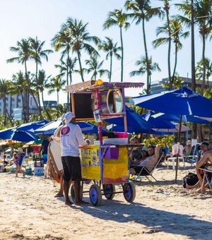 Turistas seguem relatando práticas abusivas em praias de AL, mas denúncias não chegam aos órgãos competentes