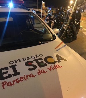 Operação Lei Seca flagra sete inabilitados e prende seis por embriaguez em Maceió