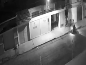 [Vídeo] Fotógrafo arapiraquense é assaltado e tem câmera levada