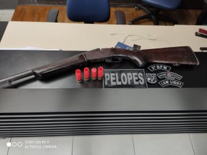 Homem é preso com posse ilegal de arma de fogo, em Coité do Nóia