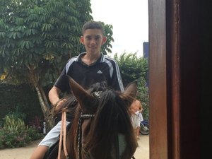 Adolescente é sequestrado no bairro Primavera