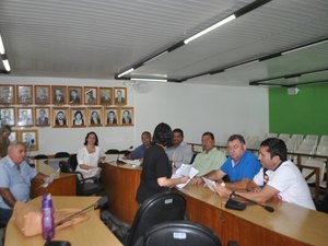 Vereadores de Arapiraca discutem incentivos fiscais da prefeitura