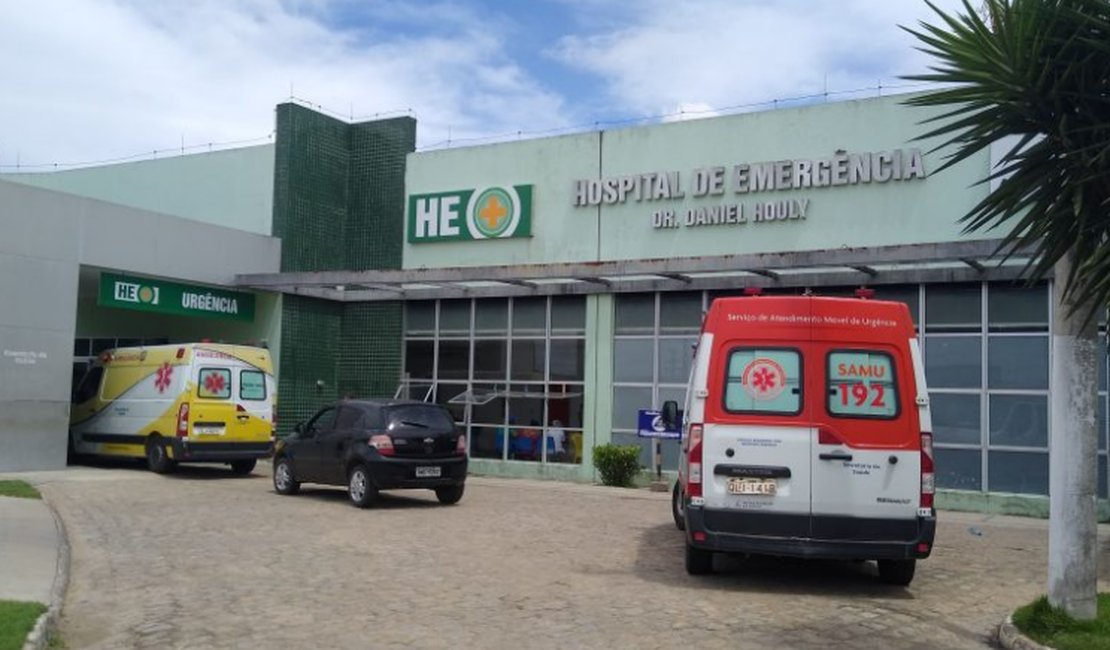 Homem destrói móveis durante discussão e caso é registrado como violência doméstica em Arapiraca