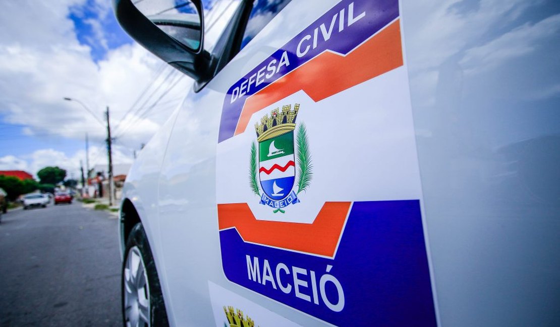 Defesa Civil segue em alerta e monitora chegada de frente fria em Maceió