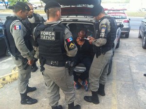Acusado de assaltos é detido e espancado por populares 