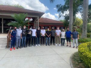 Hernán Crespo e Muricy visitam CT das categorias de base do São Paulo