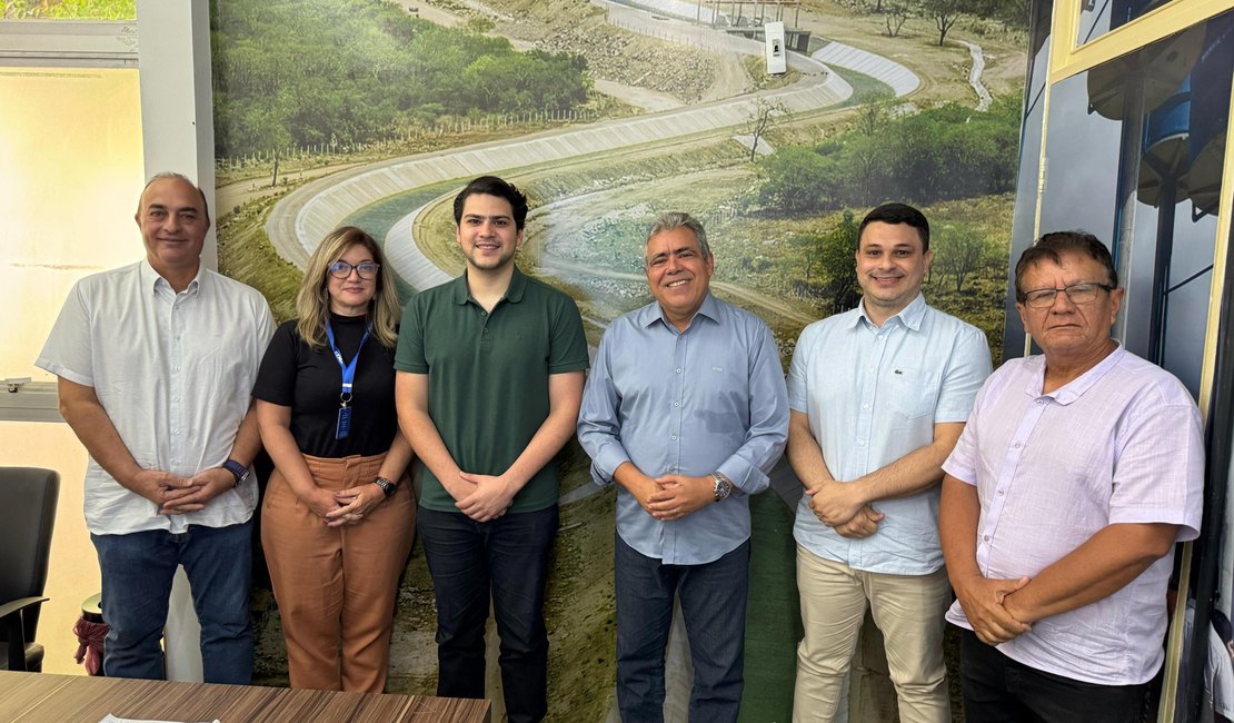 Governo de Alagoas anuncia melhorias na oferta de água em Santana do Ipanema