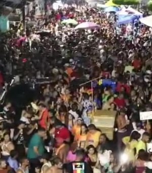 Vice-prefeito ignora proibição e promove festa sem protocolos sanitários com trio elétrico pelas ruas